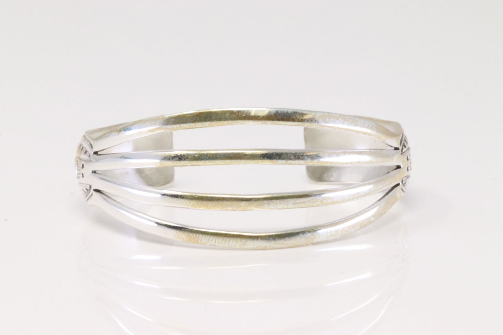 Native America Navajo Sterling Silver 4 Row Bracelet Cuff By G.S. (1 of 4)