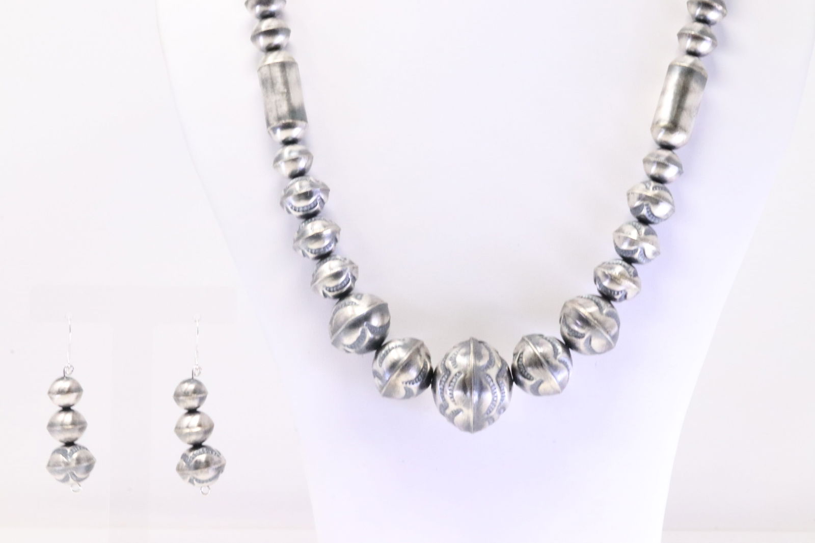 Native America Navajo Sterling Silver Pearl Beaded Necklace & Earring's Set. (1 of 5)