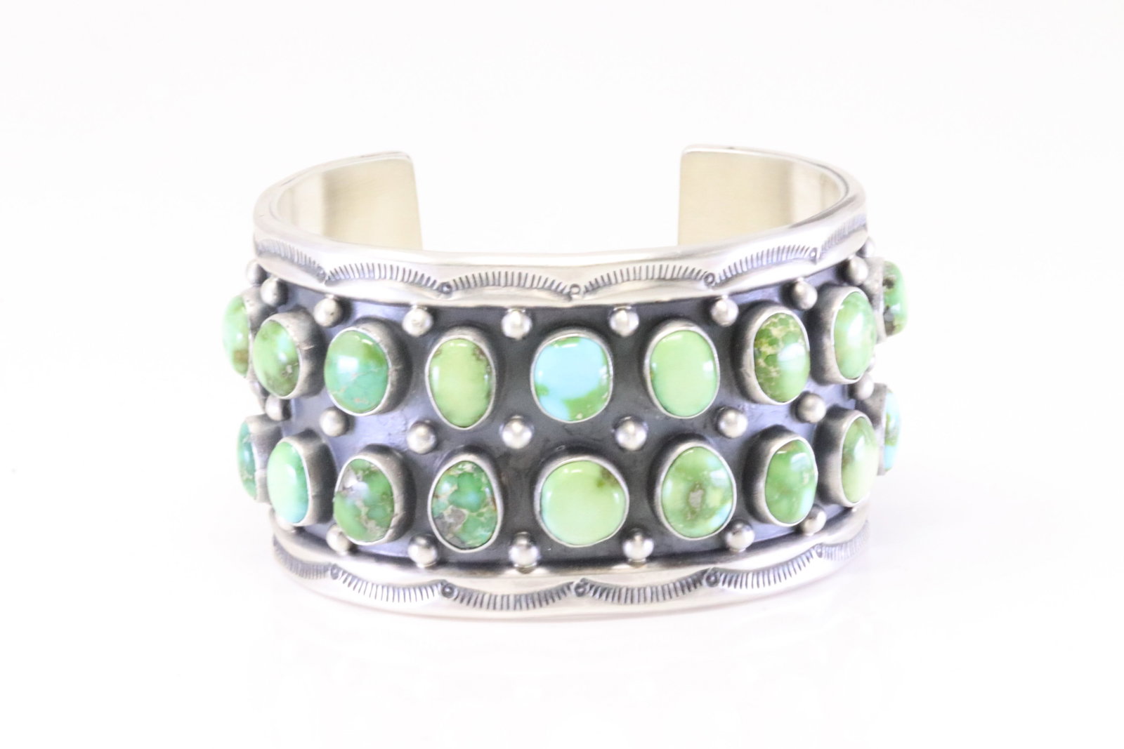 Native America Navajo Sterling Silver Sonora Gold Turquoise Bracelet By Tom Lewis.: This is a Native America Navajo Sterling Silver Sonora Gold Turquoise Bracelet By Tom Lewis. Total weight: 108.20 Grams.