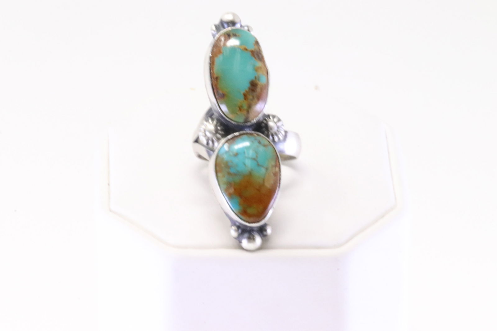 Native America Navajo Sterling Silver Turquoise Ring By Robert Shakey. (1 of 4)