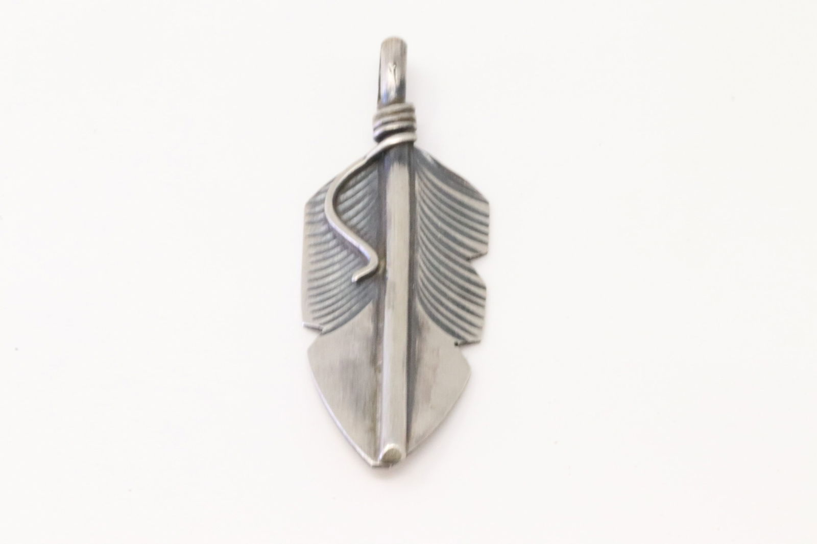 Native America Navajo Sterling Silver Feather Pendant By Chris Charlie. (1 of 3)