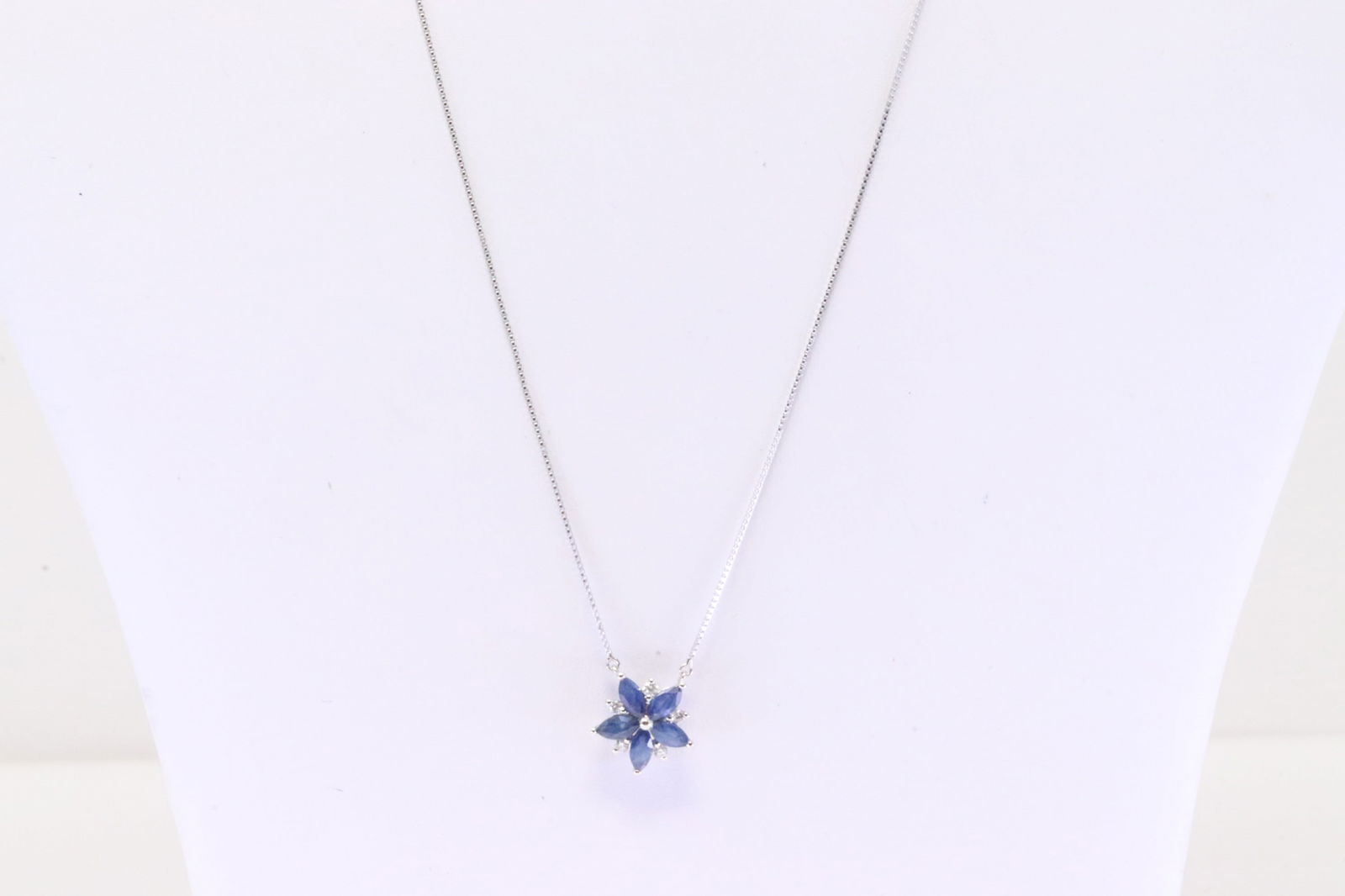 Sapphire & Diamond Pendant / Necklace 14Kt. (1 of 3)