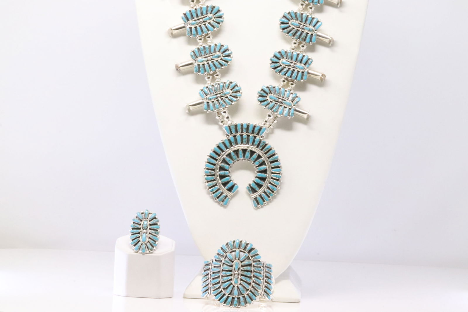 Native America Navajo Sterling Silver Synthetic Turquoise Squash Blossom Necklace / Bracelet & Ring (1 of 10)