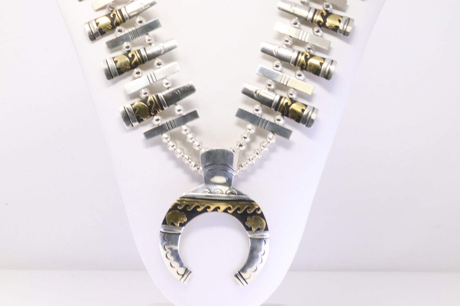 Native America Navajo Sterling Silver Squash Blossom Buffalo Design Necklace By T&R Singer. (1 of 5)