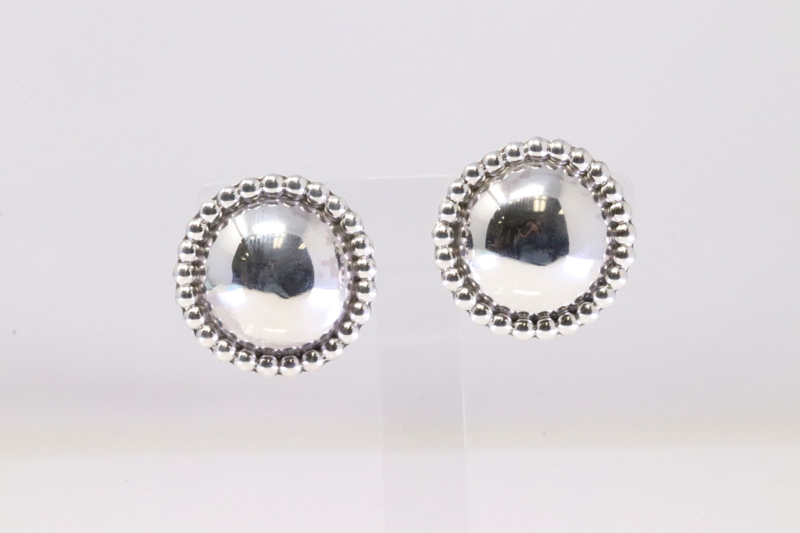Native America Navajo Sterling Silver Solid Post Earring's By Lorraine Chee. (1 of 4)