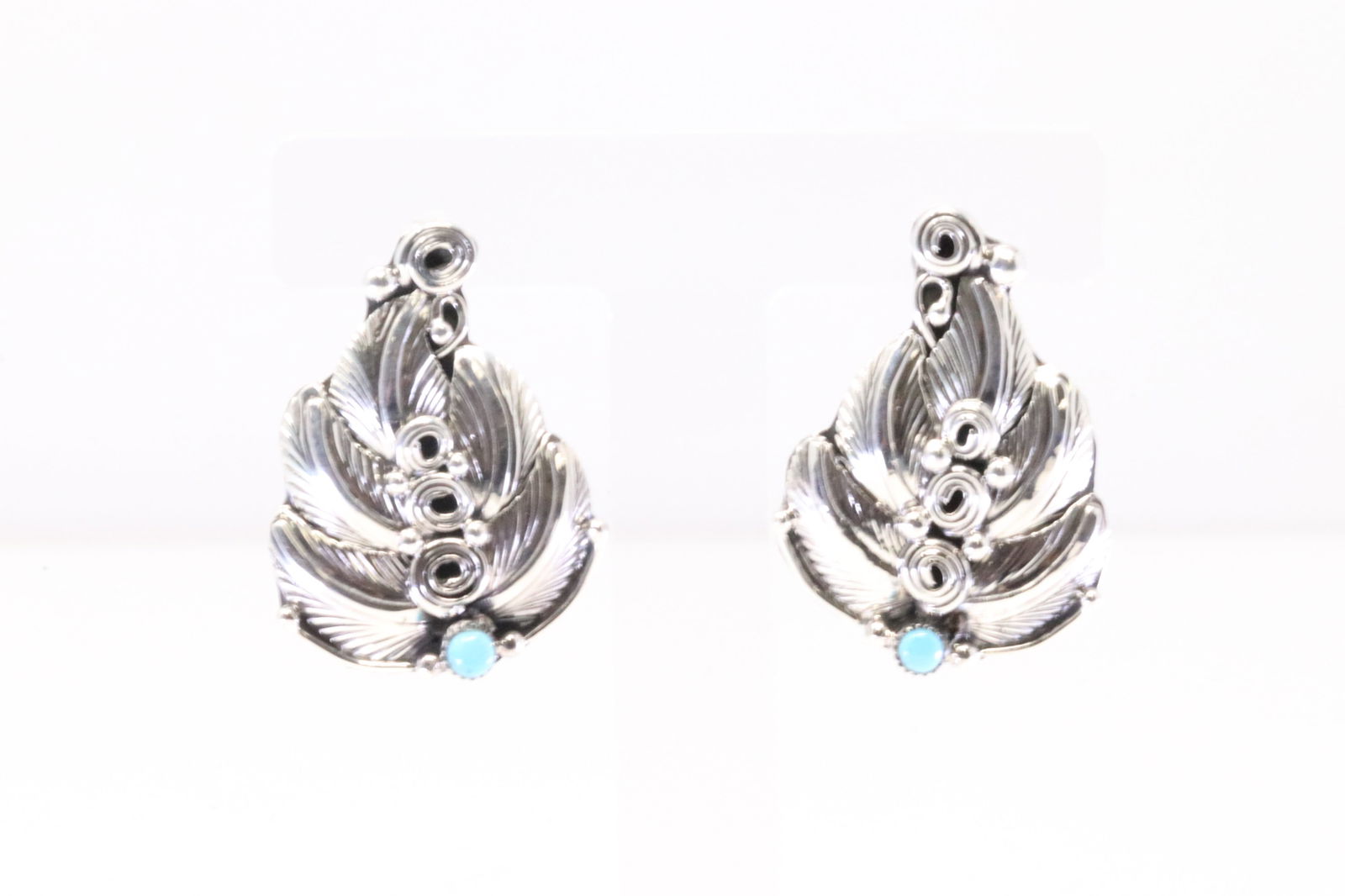 Native America Navajo Sterling Silver Turquoise Leaf Post Earring's By Darrell Morgan. (1 of 4)
