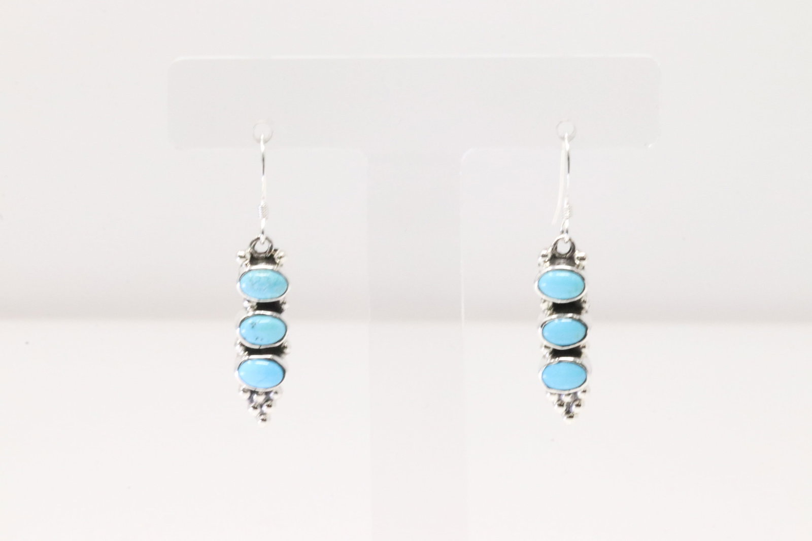 Native America Navajo Sterling Silver Turquoise Dangling Earring's By Gary Shorty.: This is a Native America Navajo Sterling Silver Turquoise Dangling Earring's By Gary Shorty. .