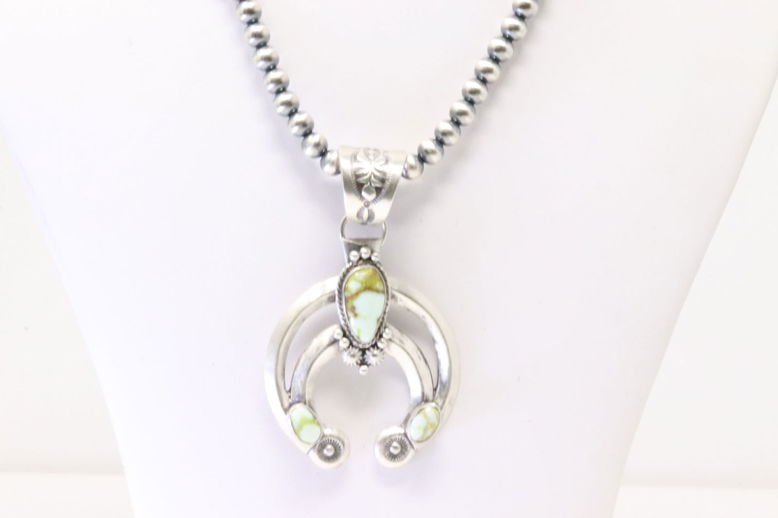 Native America Navajo Sterling Silver Palomino Naja Necklace By Samuel Yellowhair. (1 of 4)