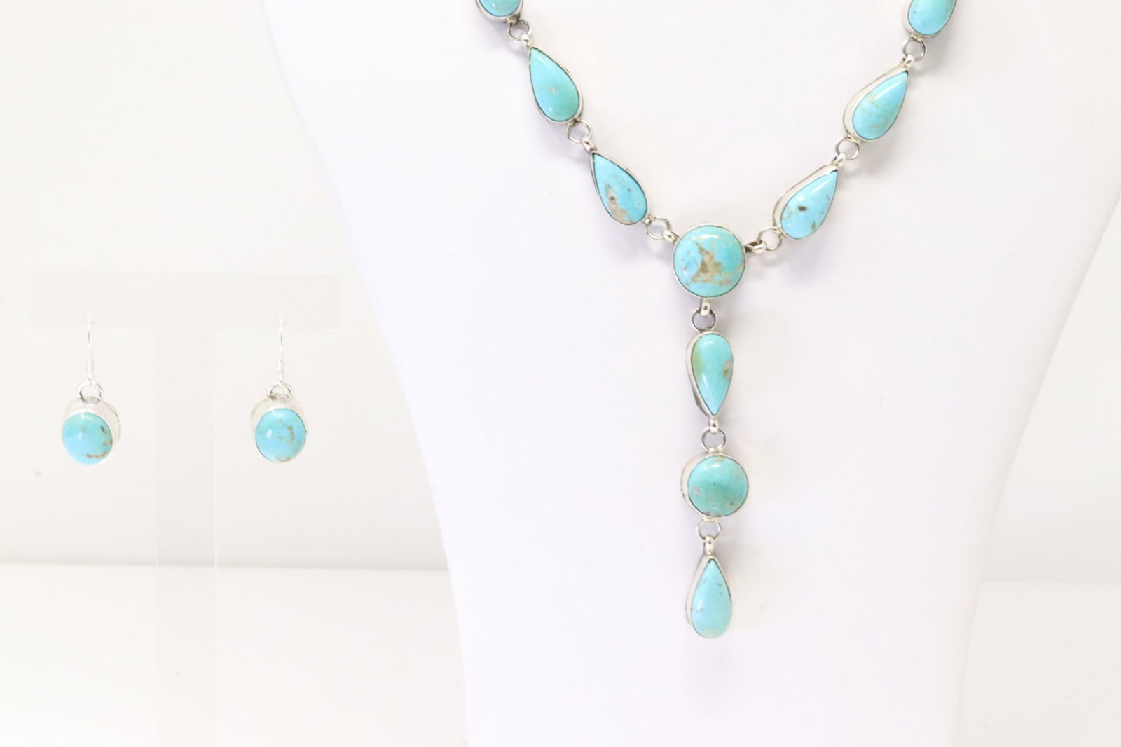 Native America Navajo Sterling Silver Turquoise Necklace & Earring's Set By Robison Martinez. (1 of 6)