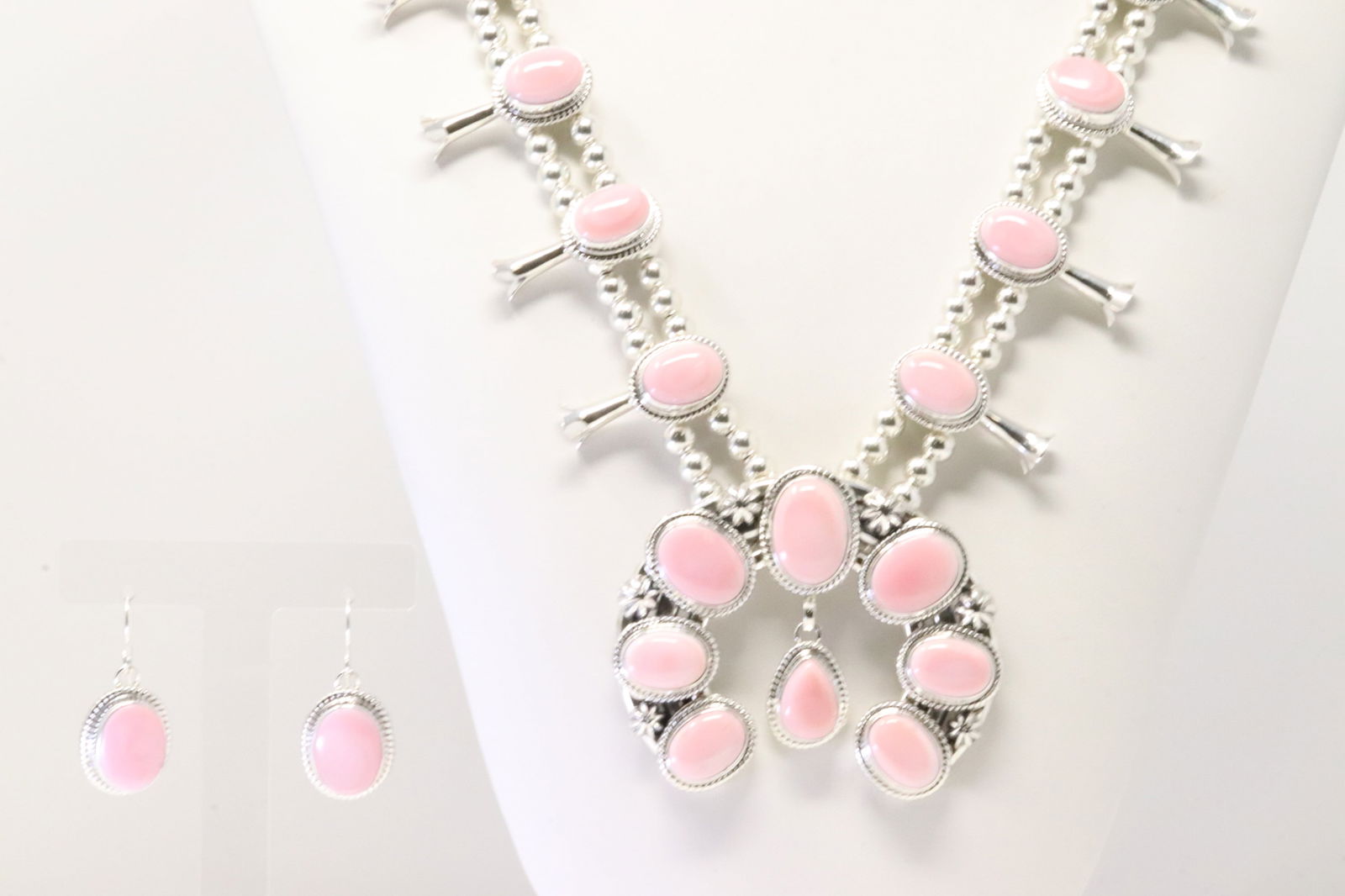 Native America Navajo Sterling Silver Pink Conch Shell Squash Blossom Necklace & Earring's Set By (1 of 8)