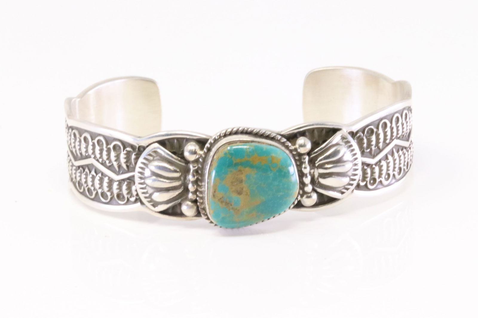 Native America Navajo Sterling Silver Kingman Turquoise Bracelet Cuff By Darell Cadman. (1 of 4)