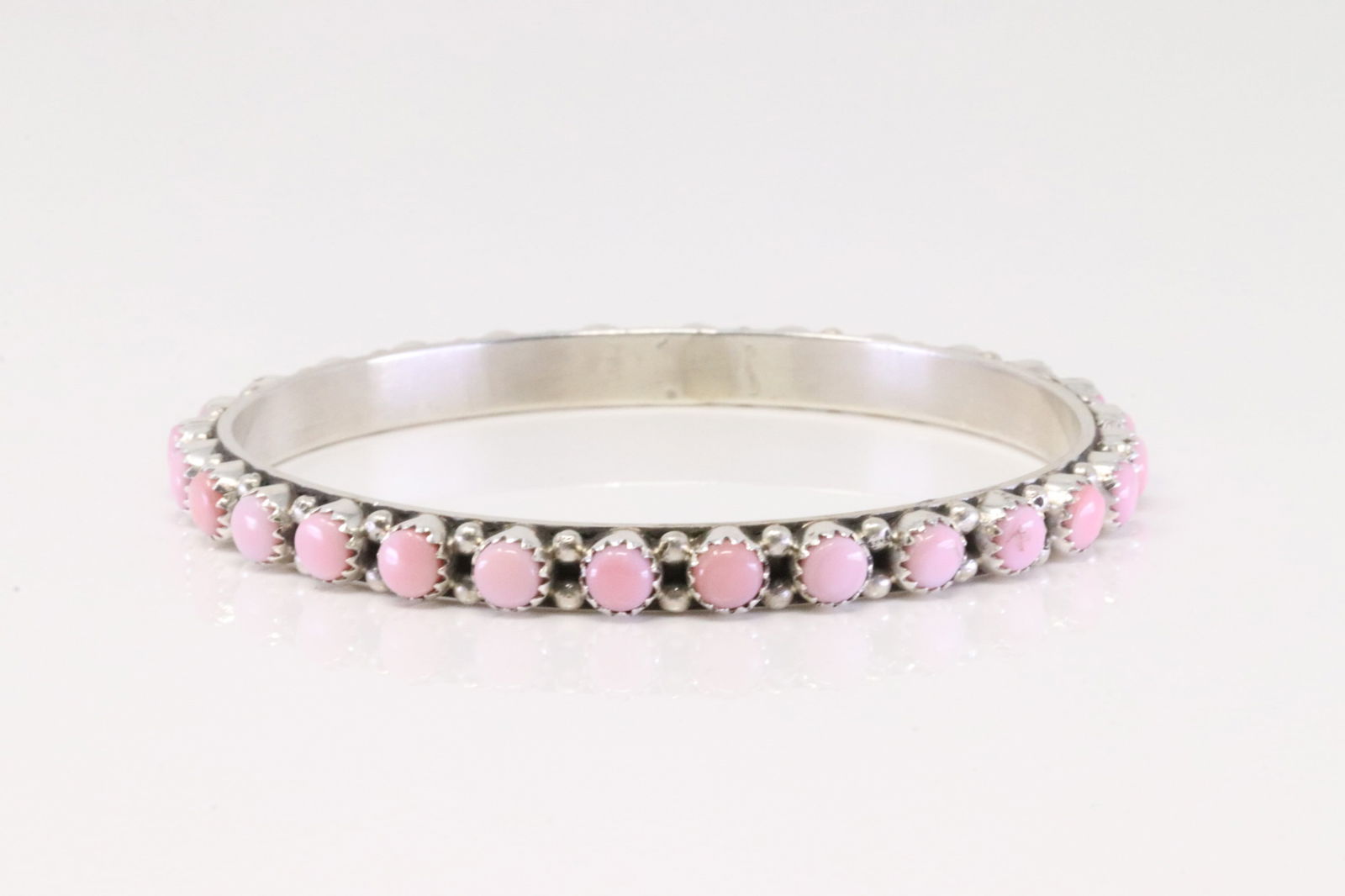 Native America Navajo Sterling Silver Pink Concho Shell Bangle Bracelet By GP/ SRY. (1 of 4)