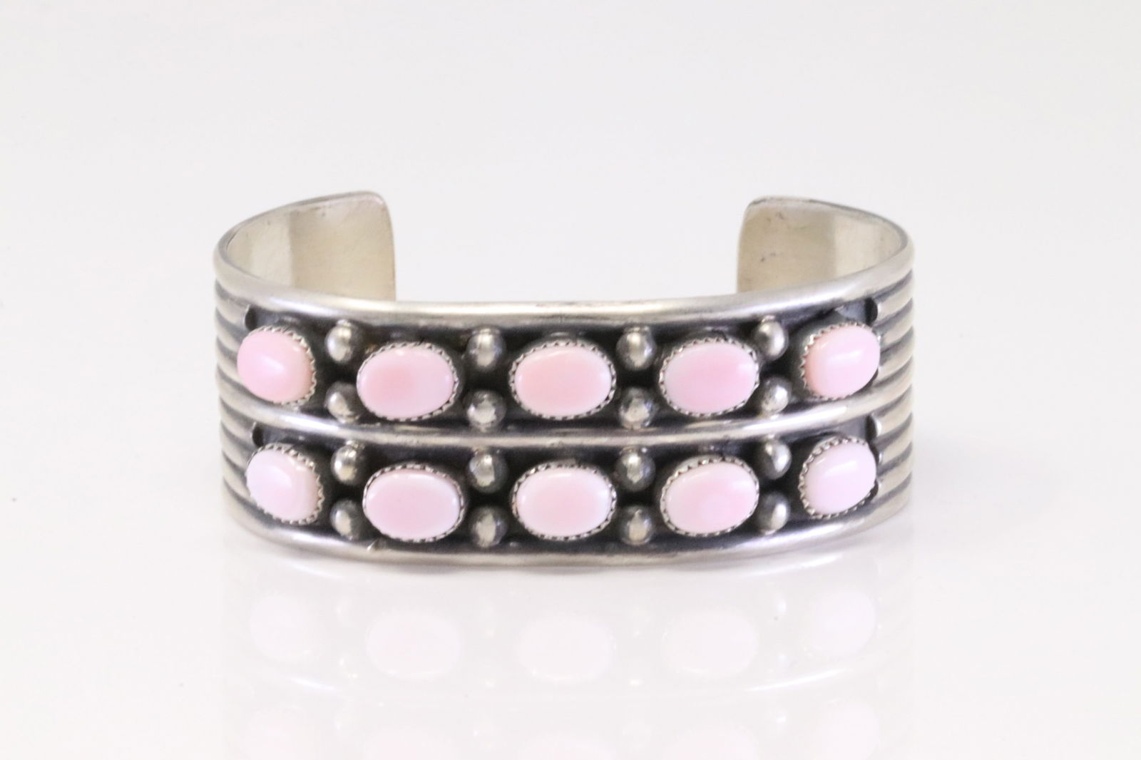 Native America Navajo Sterling Silver Pink Concho Shell Bracelet By Paul Largo. (1 of 4)