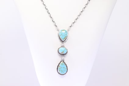 Native America Navajo Sterling Silver Kingman Turquoise Necklace By: Elouise Kee
