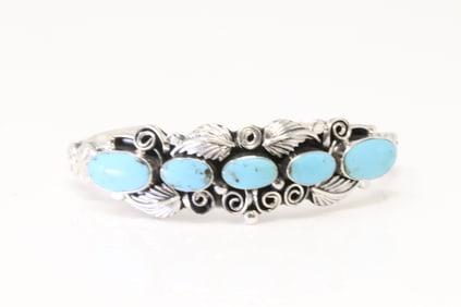 Native America Navajo Sterling Silver Turquoise Bracelet Cuff.