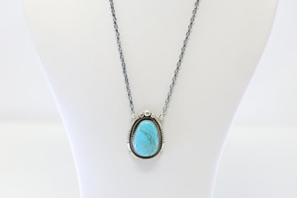 Native America Navajo Sterling Silver Kingman Turquoise Necklace By Brandon Etcitty.