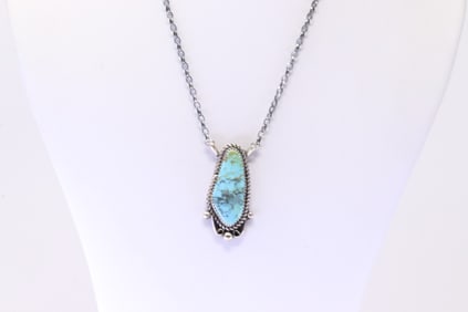 Native America Navajo Sterling Silver Kingman Turquoise Necklace By Juanita Mcdonal.