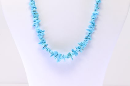 Native America Navajo Sterling Silver Sleeping Beauty Turquoise Necklace.