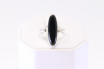 Native America Navajo Sterling Silver Black Onyx Ring By T.F.