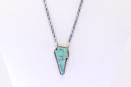 Native America Navajo Sterling Silver Kingman Turquoise Necklace By Donovan Skeets.
