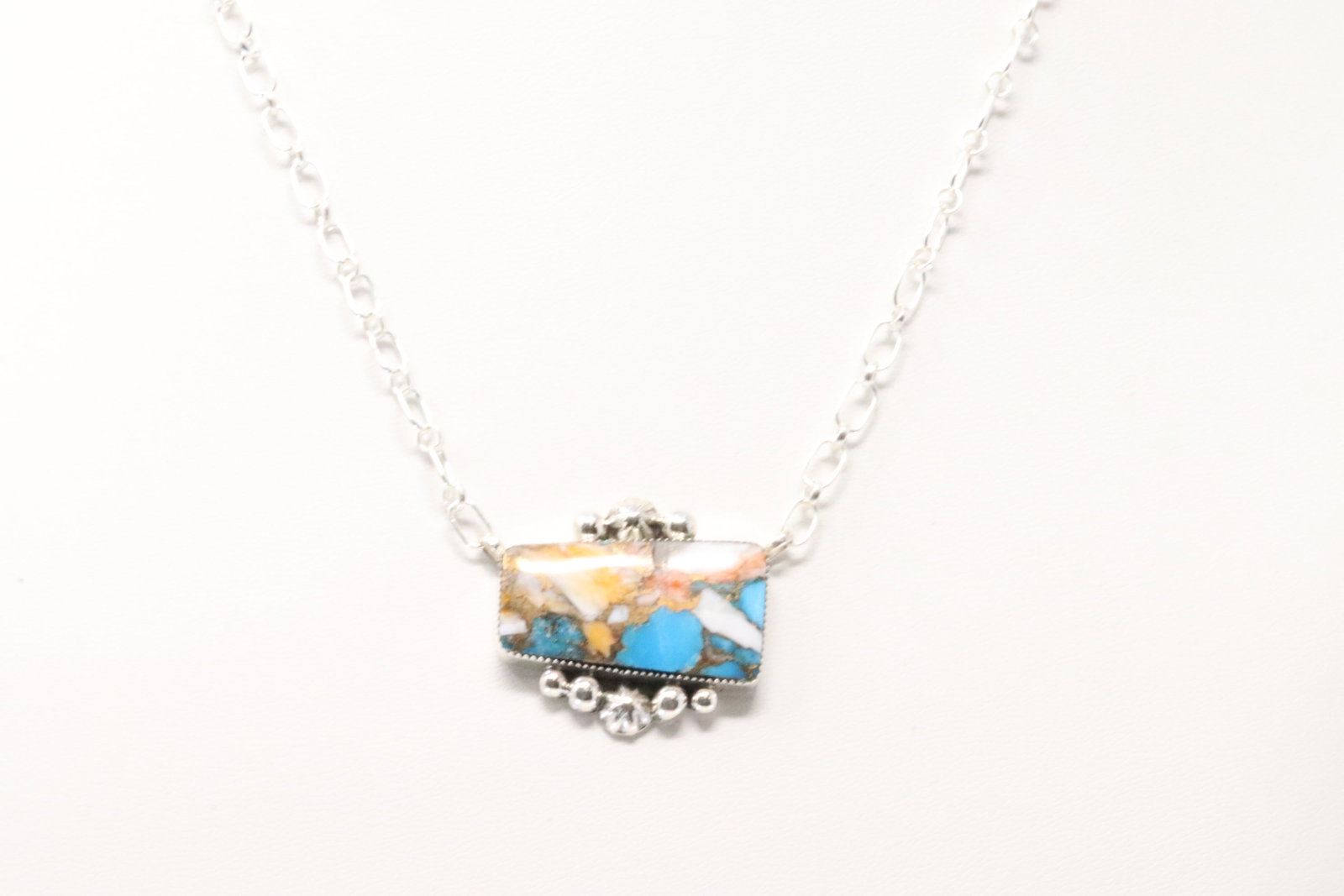 Native America Navajo Sterling Silver Turquoise Compressed Necklace By Sheena Jack.: This is a Native America Navajo Sterling Silver Turquoise Compressed Necklace By Sheena Jack. Necklace length: 18.00"