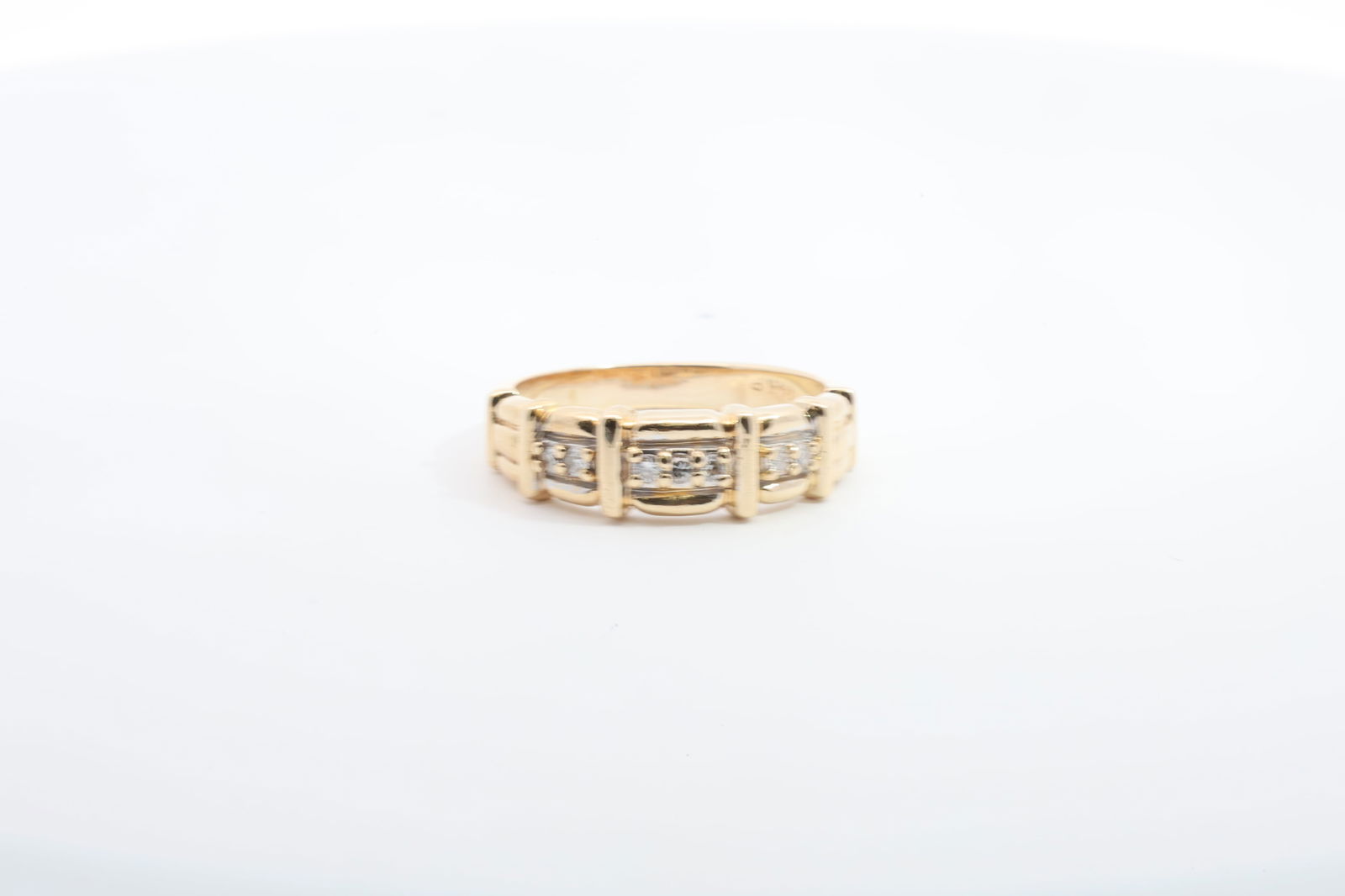 Diamond Ring 14Kt. (1 of 4)