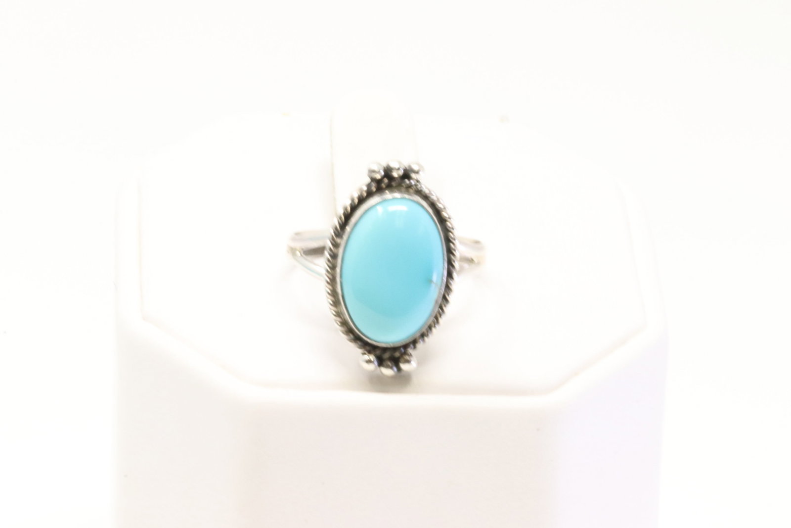 Native America Navajo Sterling Silver Turquoise Ring By Rena Begay.: This is a Native America Navajo Sterling Silver Turquoise Ring By Rena Begay. Ring size: 8.50.
