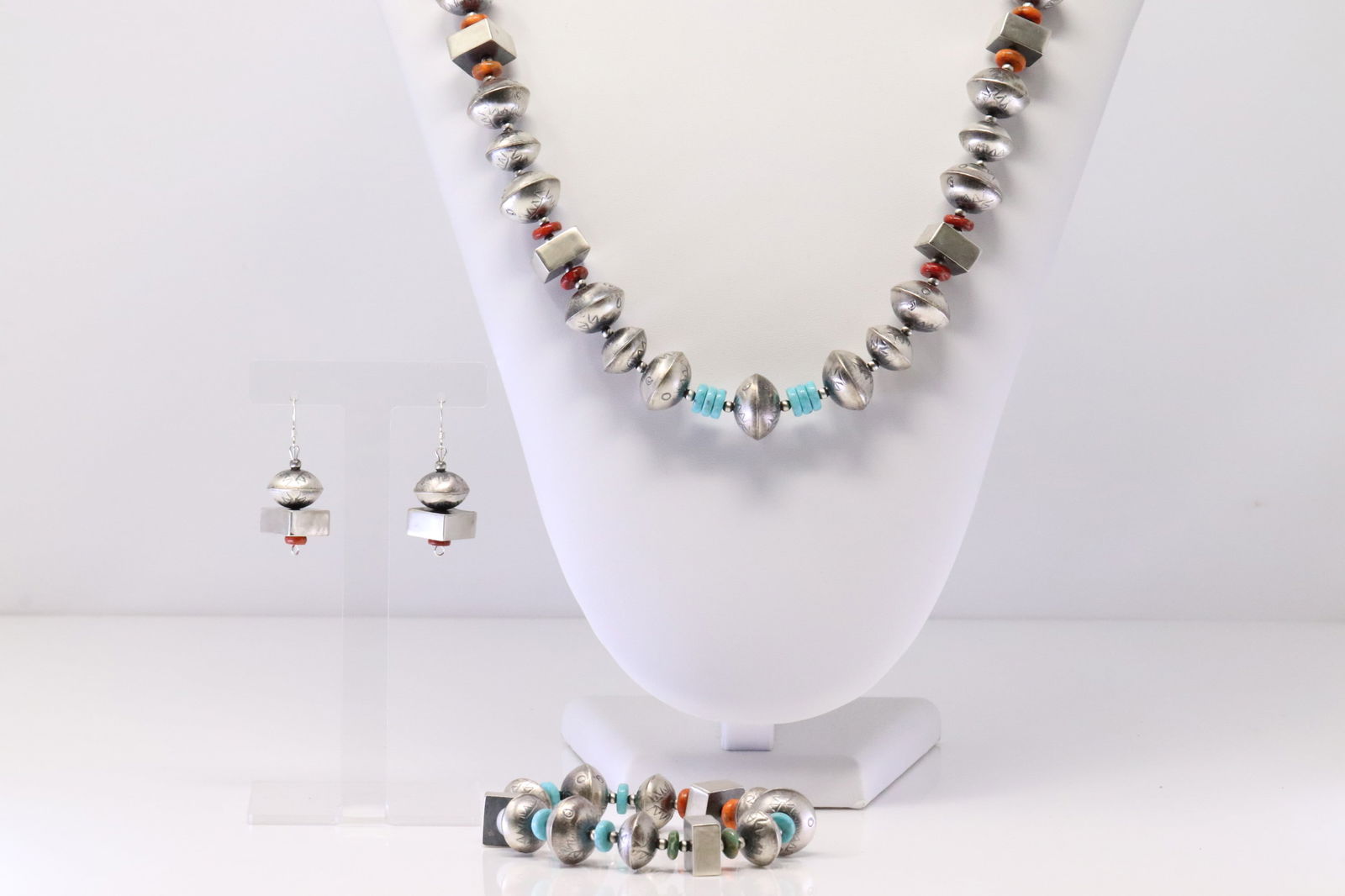 Native America Navajo Sterling Silver Spiny Oyster / Turquoise & Pearl Beaded Necklace / Earring's & (1 of 7)
