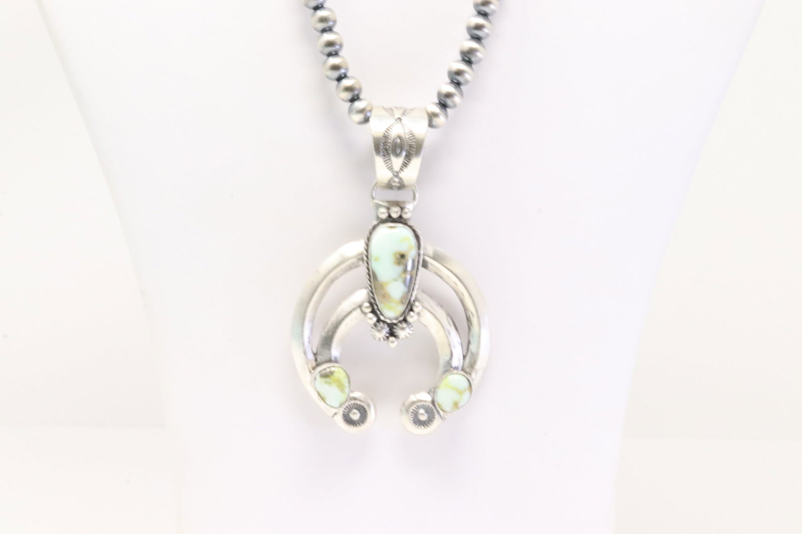 Native America Navajo Sterling Silver Palomino Naja Neclace By Samuel Yellowhair.: This is a Native America Navajo Sterling Silver Palomino Naja Neclace By Samuel Yellowhair. Necklace length: 18.00"
