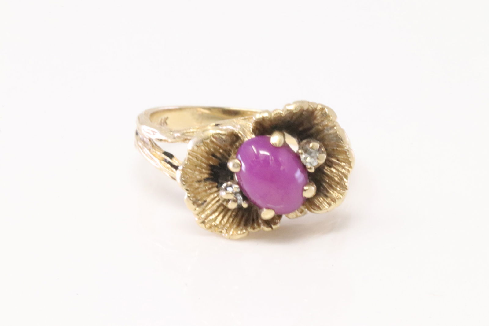 Star Ruby & Diamond Ring 14Kt. (1 of 4)