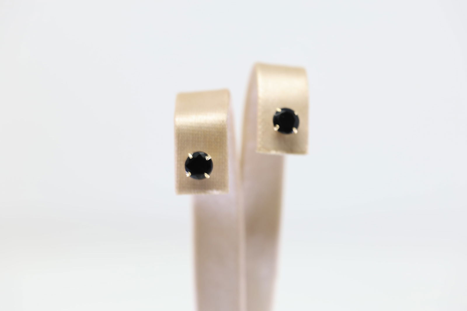 Black Onyx Stud Earring 14Kt. (1 of 4)