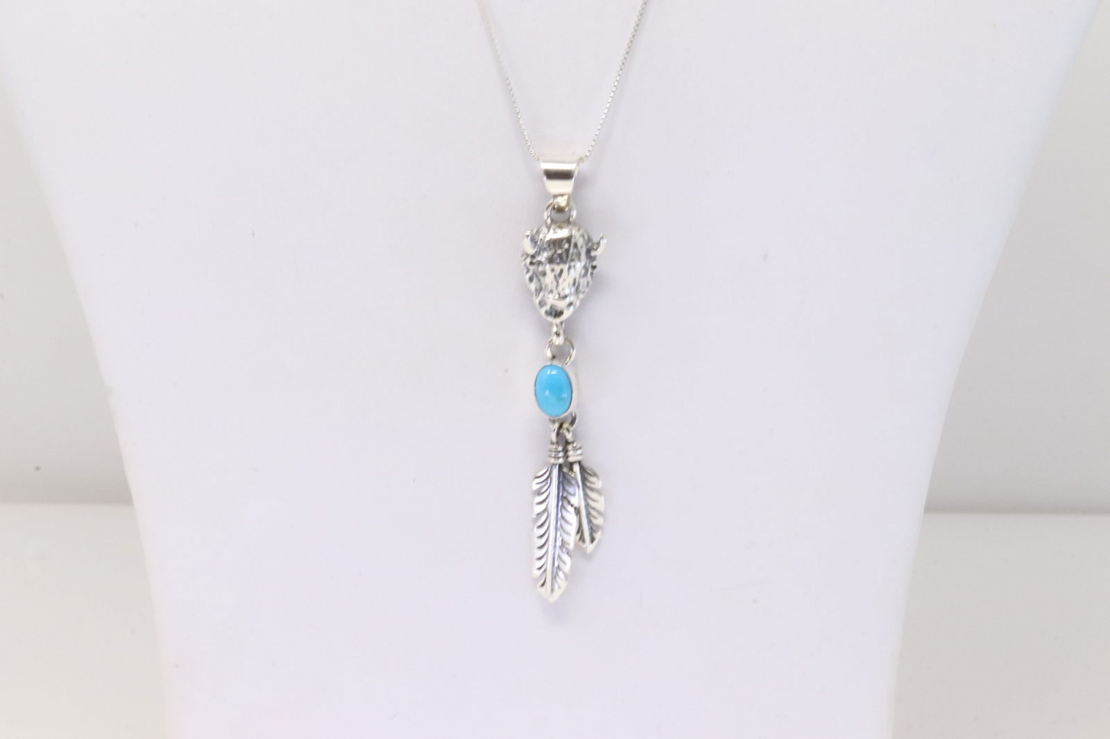 Native America Navajo Sterling Silver Turquoise Buffalo Head Pendant with A 925 Necklace. (1 of 4)