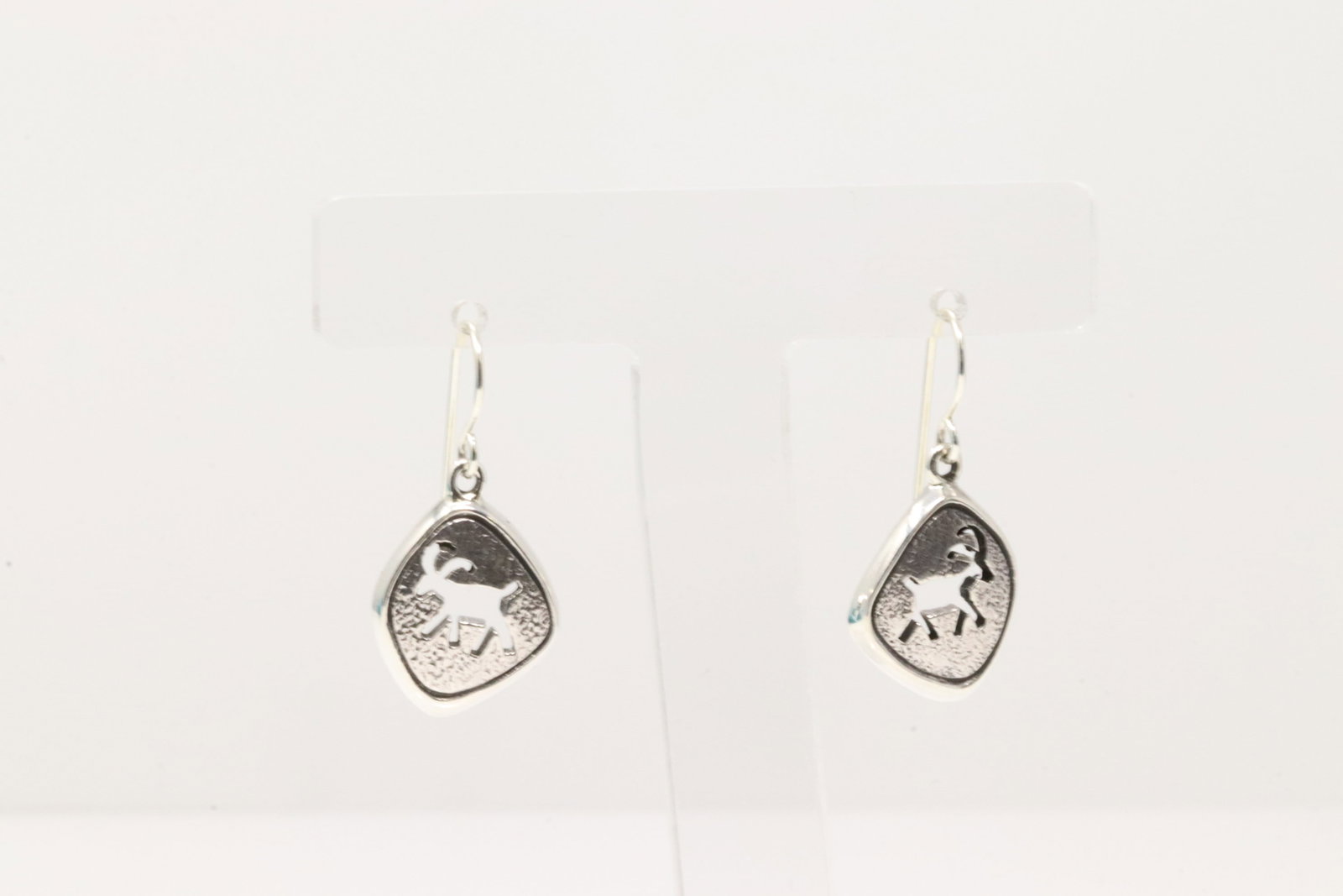 Native America Navajo Sterling Silver Ram Desing Dangling Earring's By E.K.: This is a Native America Navajo Sterling Silver Ram Desing Dangling Earring's By E.K.