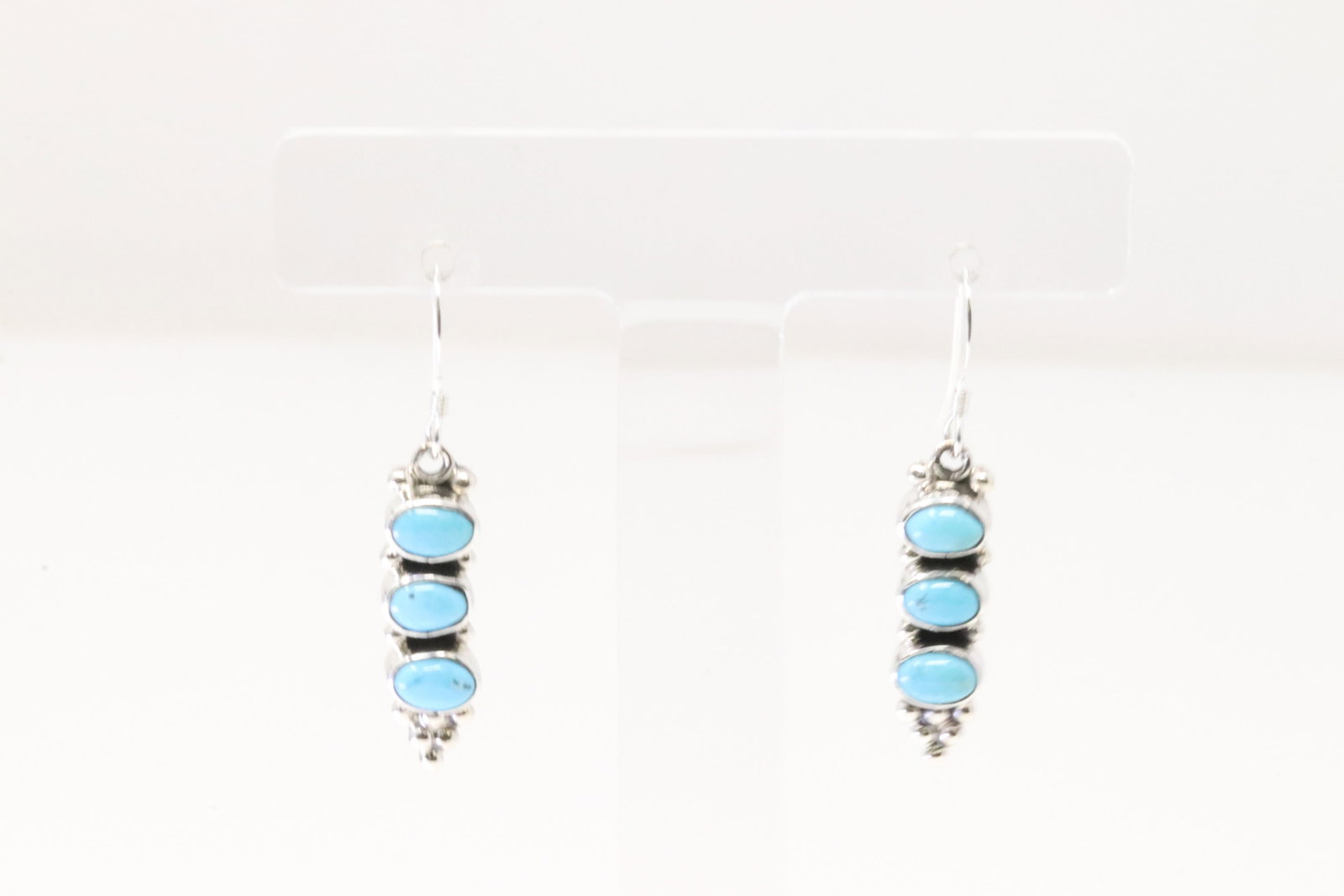 Native America Navajo Sterling Silver Turquoise Dangling Earring's By Gary Shorty.: This is a Native America Navajo Sterling Silver Turquoise Dangling Earring's By Gary Shorty.