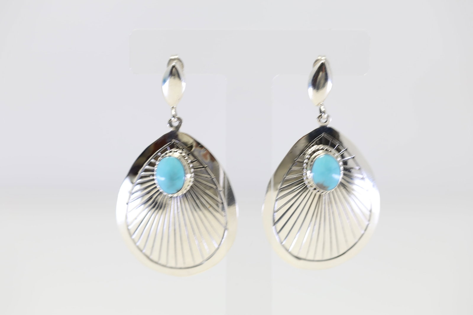 Native American Navajo Sterling Silver Turquoise Post / Dangling Earring's By Sheena Jack.: This is a Native American Navajo Sterling Silver Turquoise Post / Dangling Earring's By Sheena Jack.