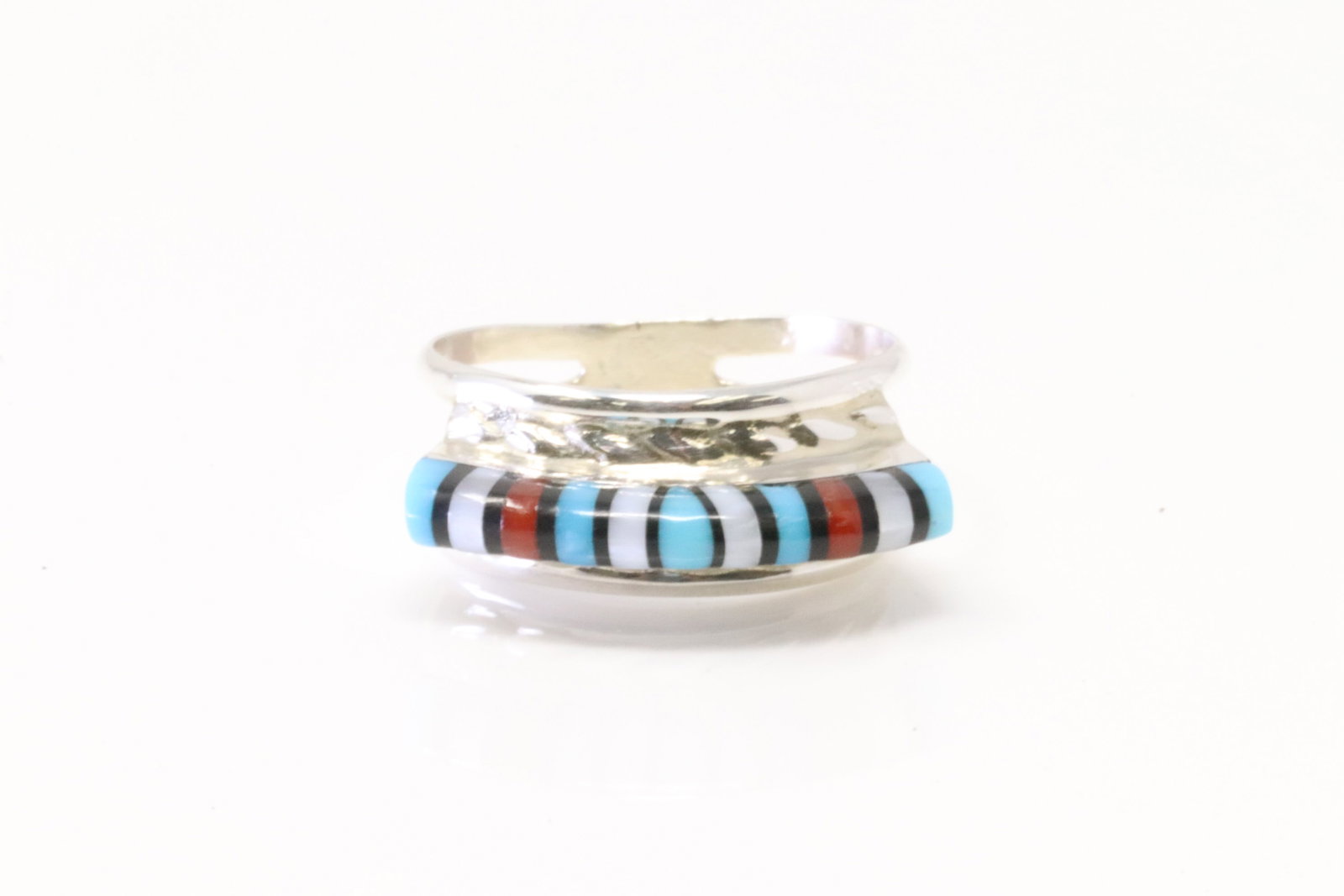 Native America Navajo Sterling Silver Multi-Color Stone Ring By V.M.: This is a Native America Navajo Sterling Silver Multi-Color Stone Ring By V.M. Ring size: 6.50.