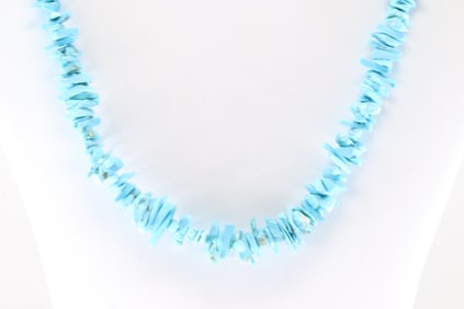 Native America Navajo Sterling Silver Turquoise Necklace.