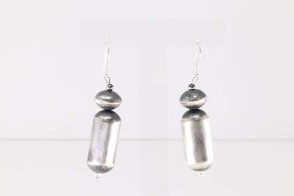 Native America Navajo Sterling Silver Pearl Beaded Dangling Earring's By Tysha Aparicio.