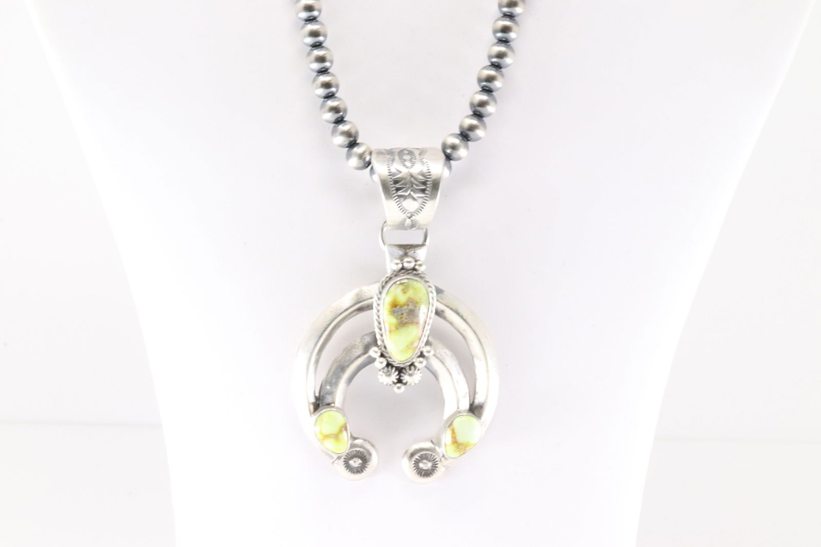 Native American Navajo Sterling Silver Palomino naja Necklace By Samuel Yellowhair. (1 of 4)