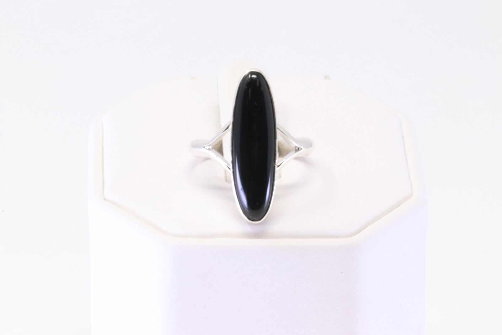 Native America Navajo Sterling Silver Black Onyx Ring By T.F. (1 of 4)