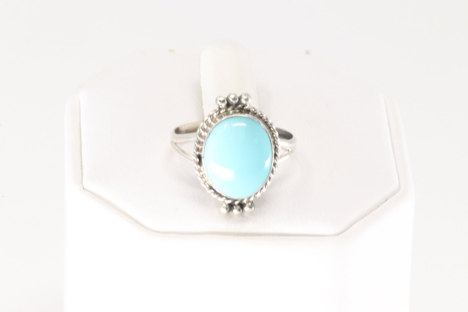 Native America Navajo Sterling Silver Turquoise Ring By Rena Begay.: This is a Native America Navajo Sterling Silver Turquoise Ring By Rena Begay. Ring size: 8.50.