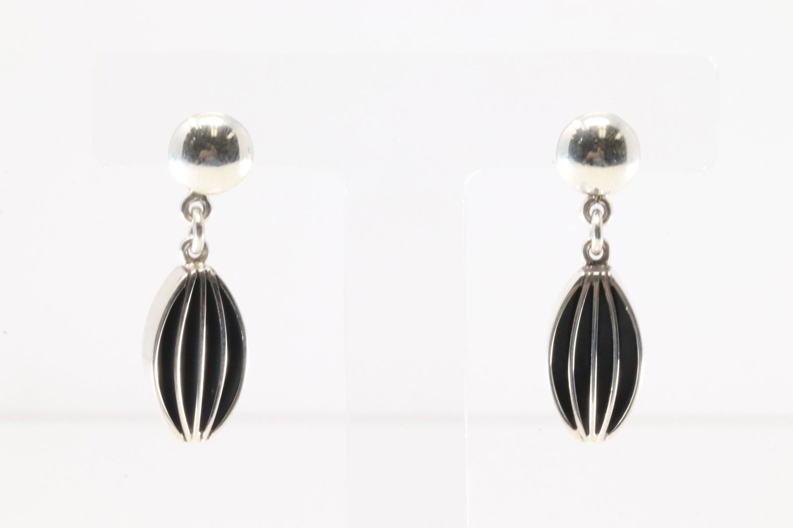 Native America Navajo Sterling Silver Design Solid Post / Dangling Earring's By James Bahe. (1 of 4)
