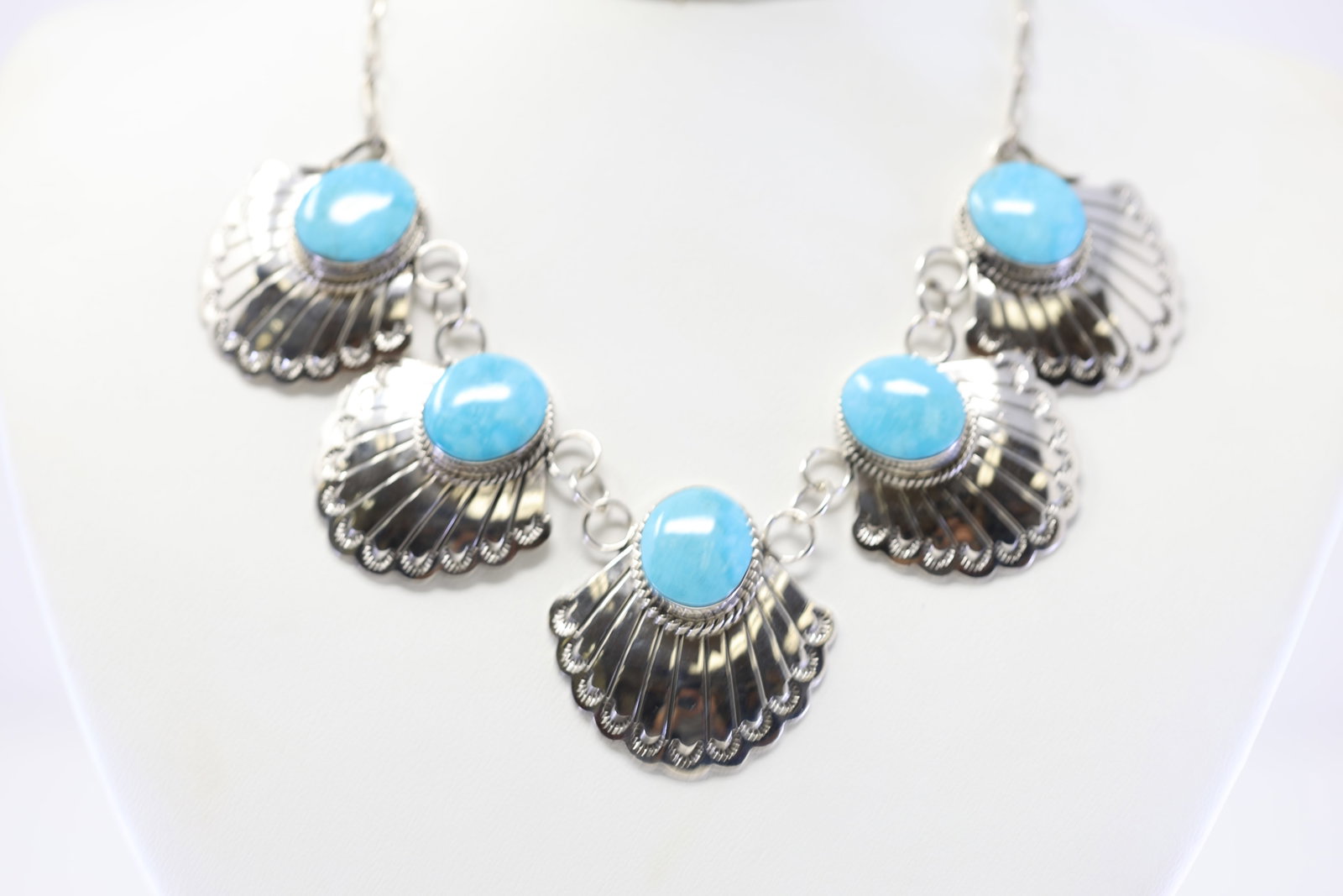 Native America Navajo Sterling Silver Turquoise Choker Necklace By Michel Yazzie.: This is a Native America Navajo Sterling Silver Turquoise Choker Necklace By Michel Yazzie. Necklace length: 14.00"