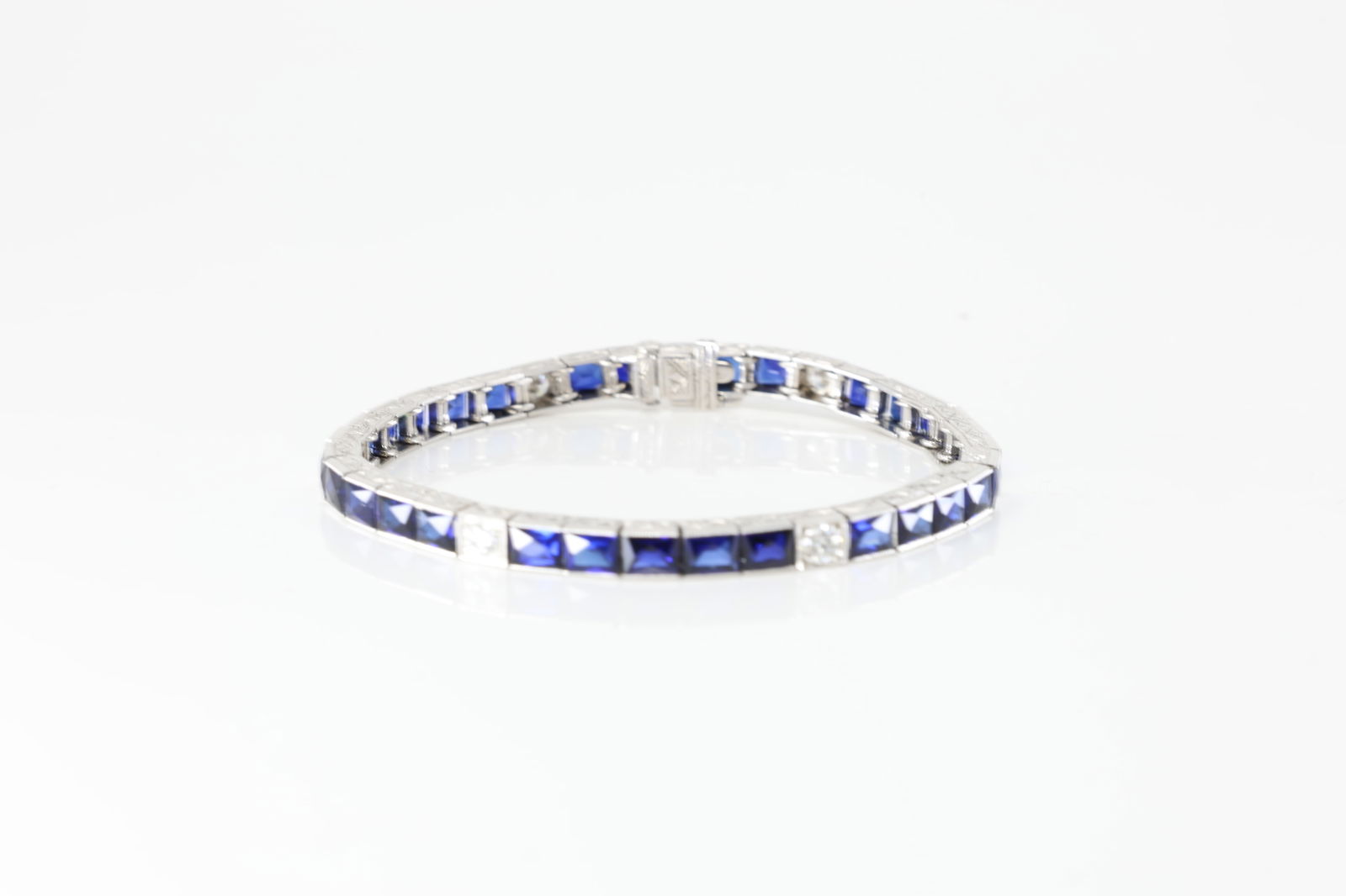 Vintage sapphire & Diamond Platinum Bracelet. (1 of 6)