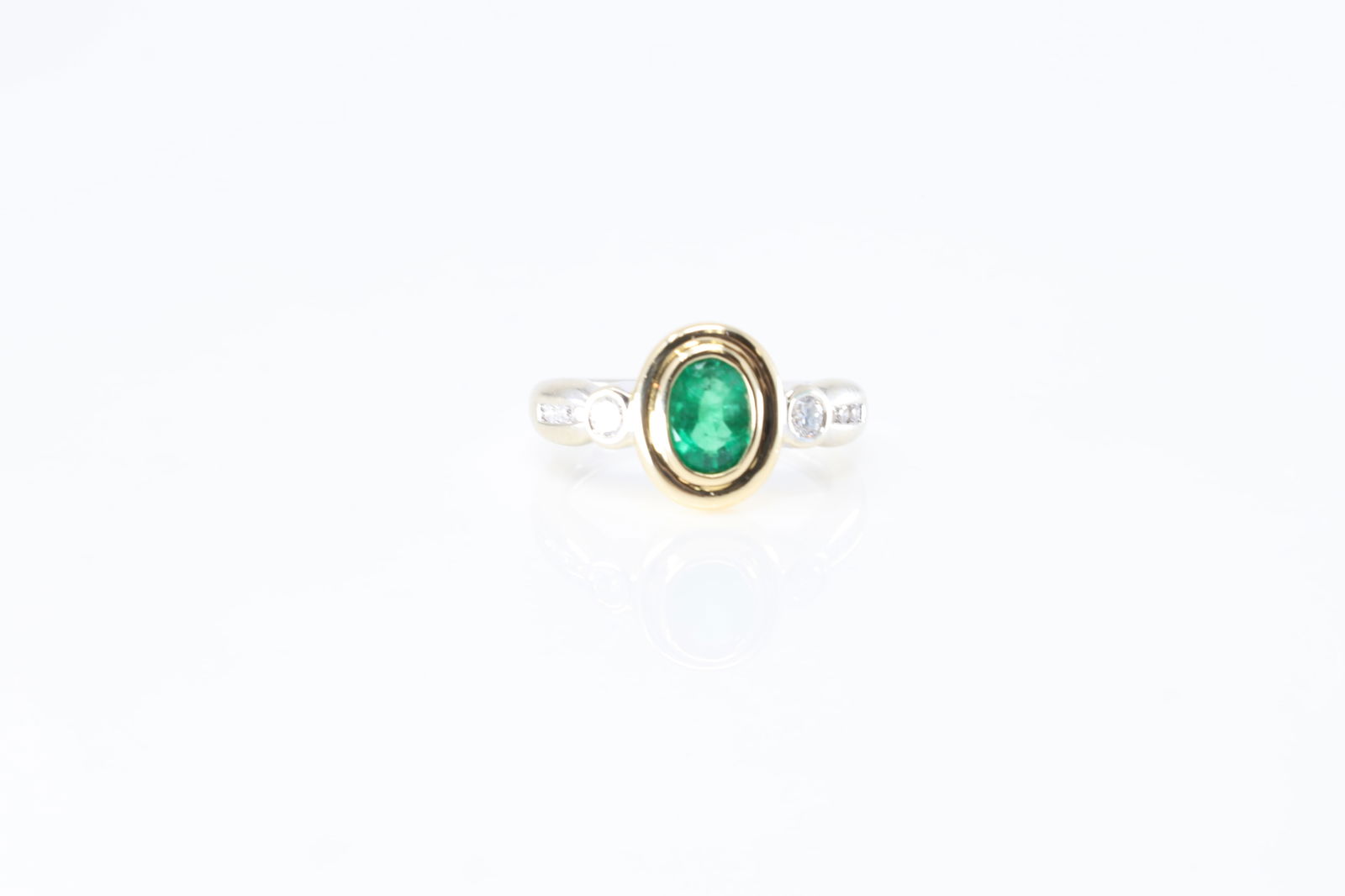 Emerald & Diamond Ring 14Kt. (1 of 4)