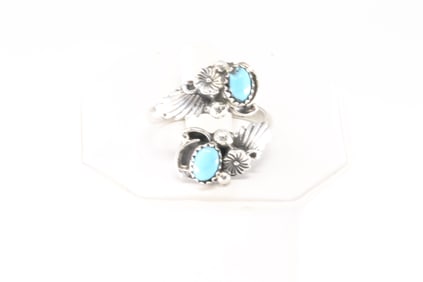 Native America Navajo Sterling Silver Turquoise Ring By Etta Belin.