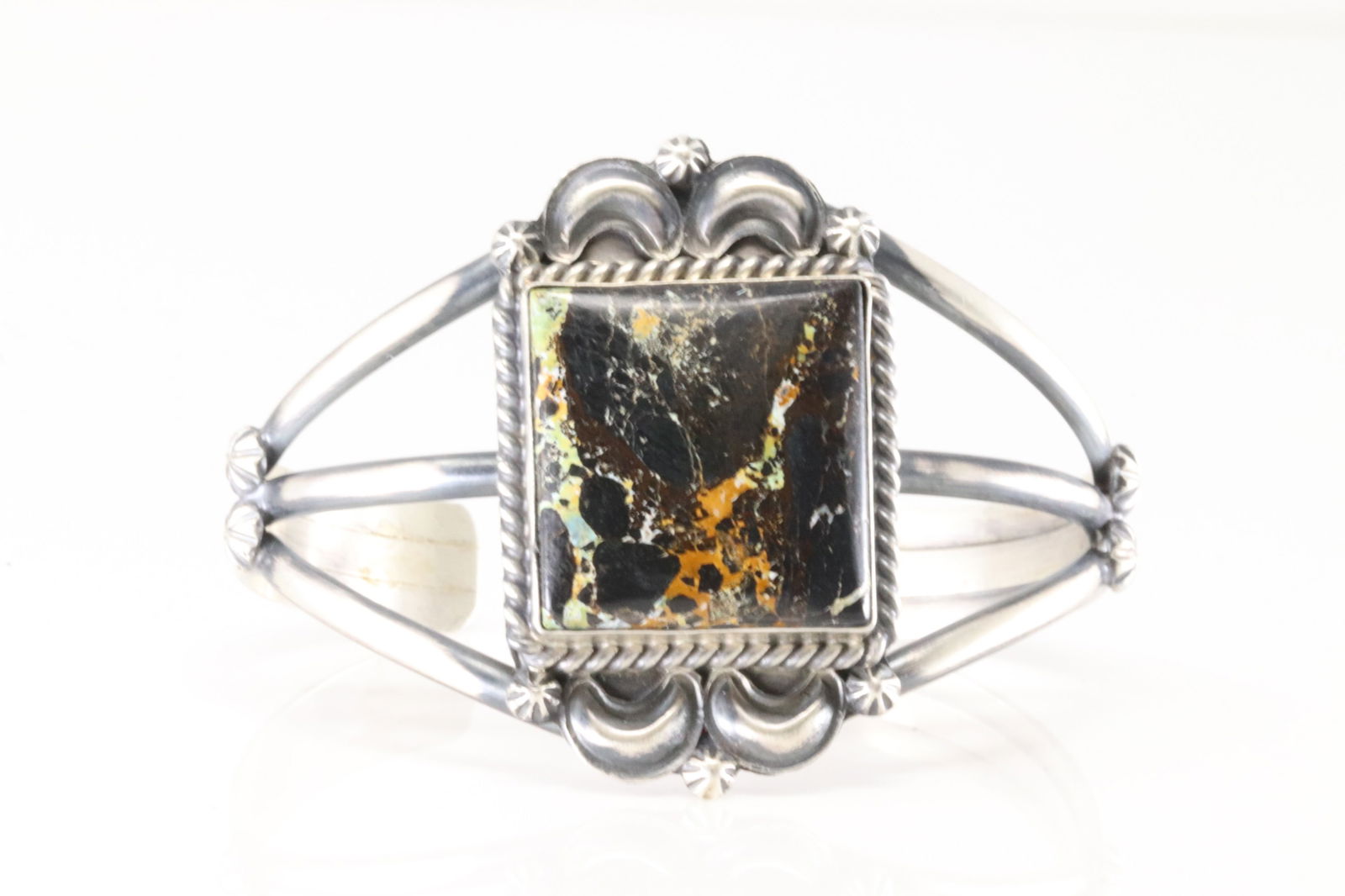 Native America Navajo Sterling Silver Black Jack Stone racelet Cuff By R.D. (1 of 4)