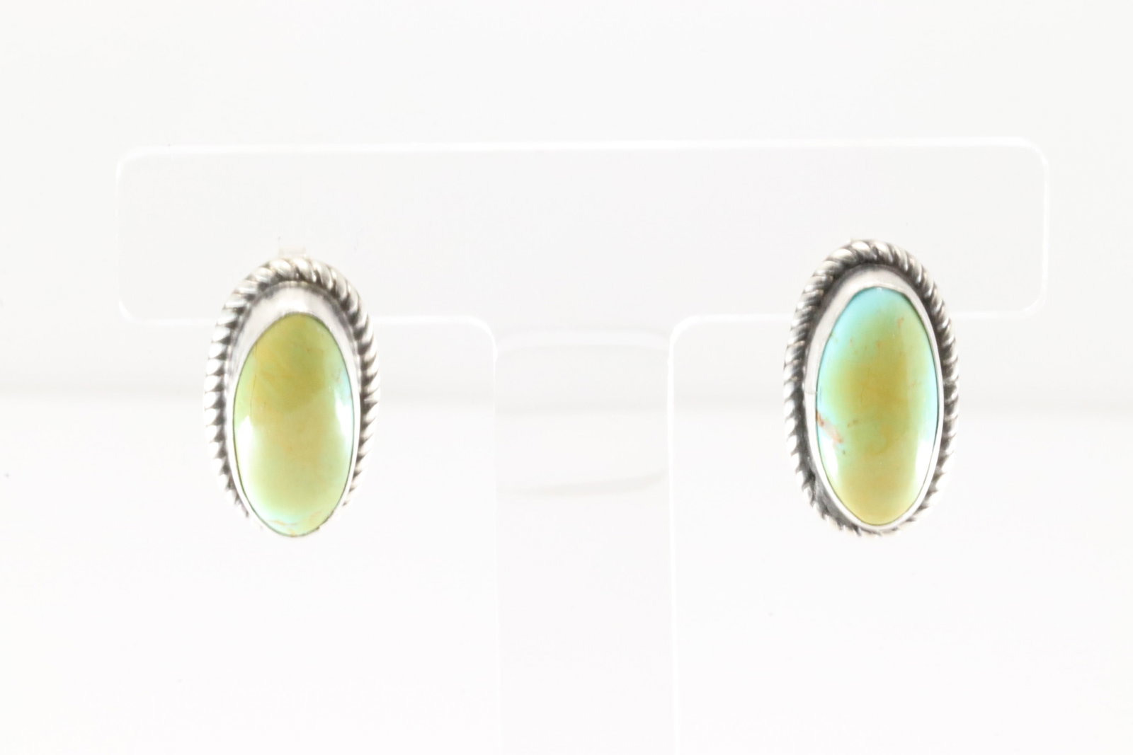 Native America Navajo Sterling Silver Kingman Turquoise Post Earring's By Judith Dixon.: This is a Native America Navajo Sterling Silver Kingman Turquoise Post Earring's By Judith Dixon.
