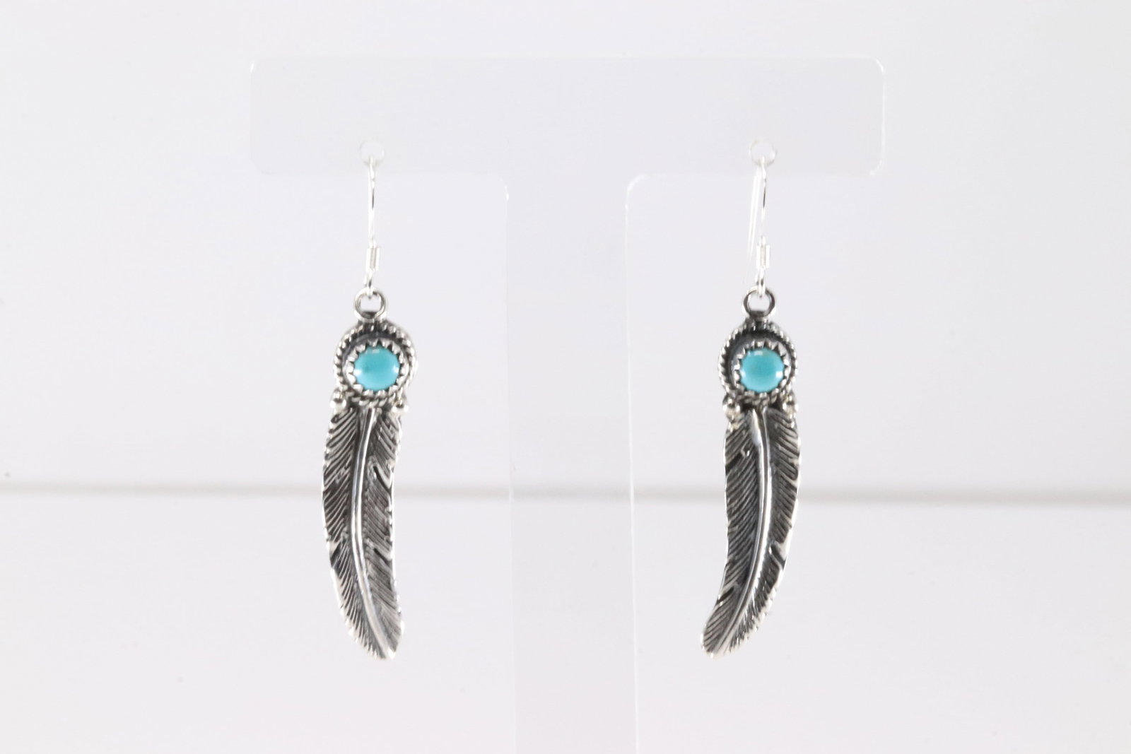 Native America Navajo Sterling Silver Turquoise Feather Dangling Earring's By Sharon McCarthy.: This is a Native America Navajo Sterling Silver Turquoise Feather Dangling Earring's By Sharon McCarthy.