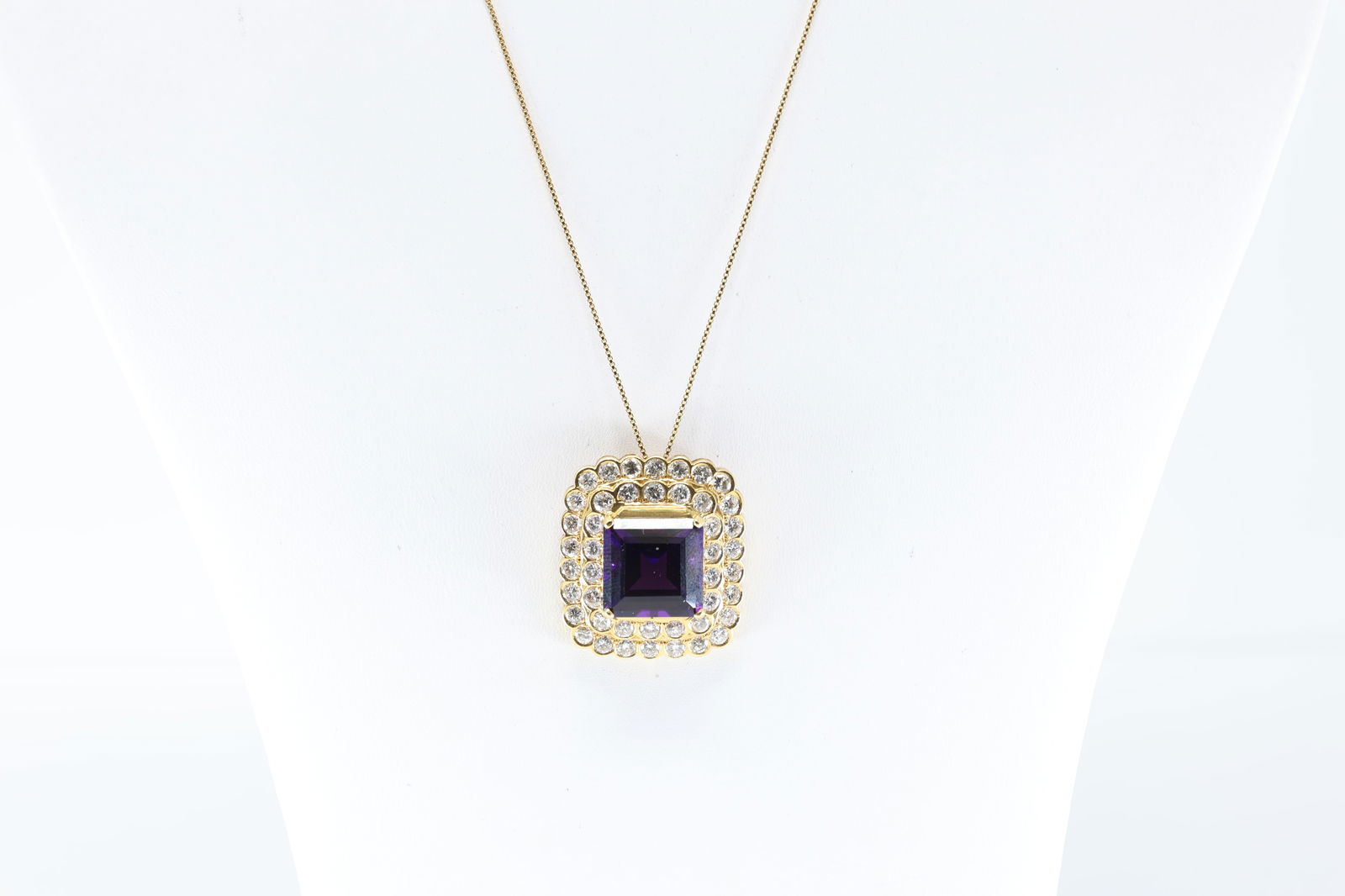 Amethyst & Diamond Pendant / Necklace 18Kt. (1 of 4)